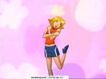 personajul preferat din spioanele - personajele mele preferata sunt clover si dean - Spioanele